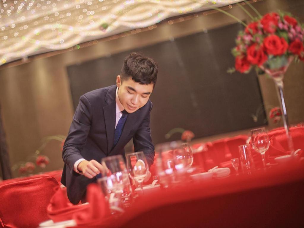 Wyndham Grand Plaza Royale Huayu Chongqing Hotel Exterior photo