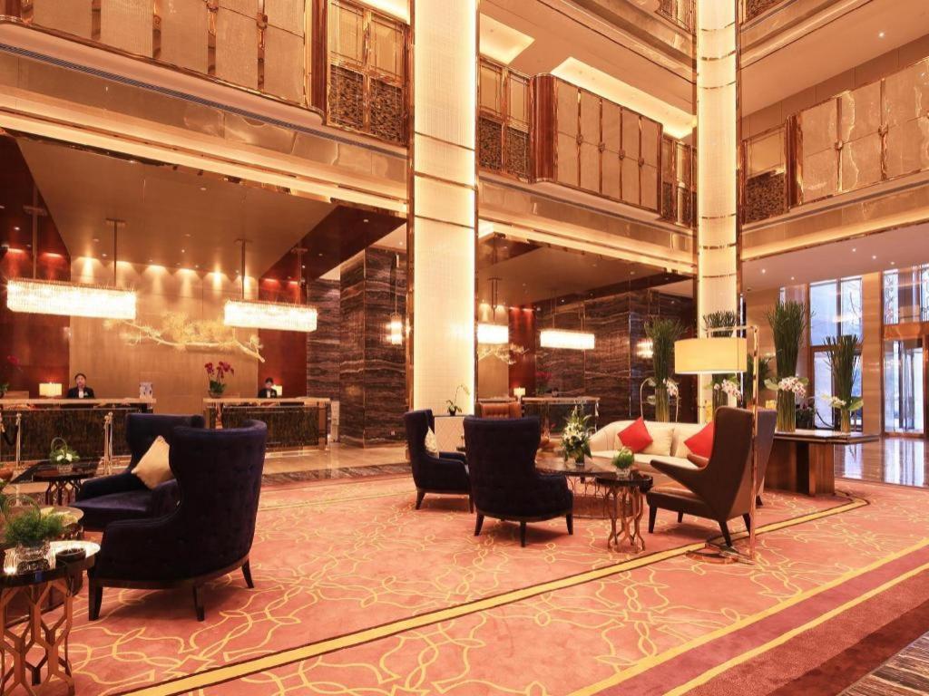 Wyndham Grand Plaza Royale Huayu Chongqing Hotel Exterior photo