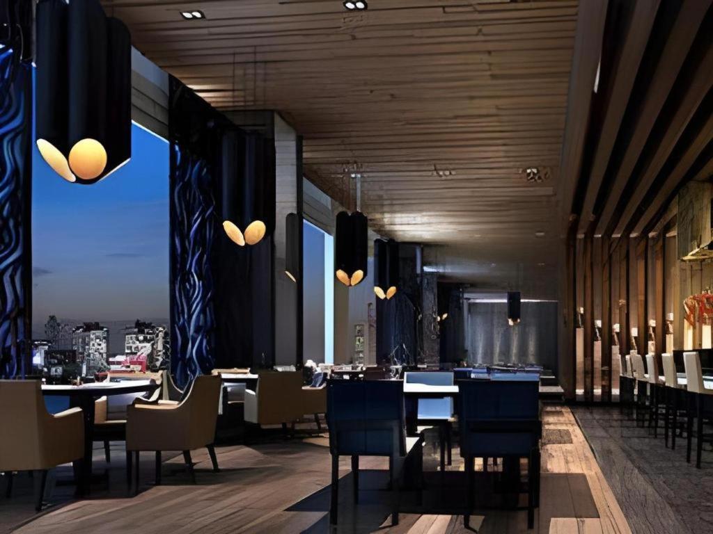 Wyndham Grand Plaza Royale Huayu Chongqing Hotel Exterior photo