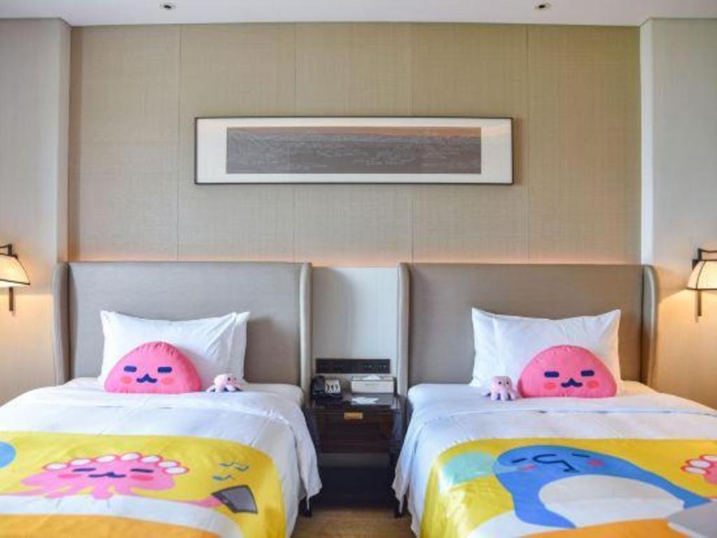 Wyndham Grand Plaza Royale Huayu Chongqing Hotel Exterior photo