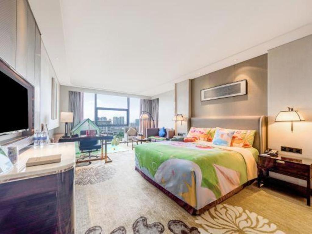 Wyndham Grand Plaza Royale Huayu Chongqing Hotel Exterior photo
