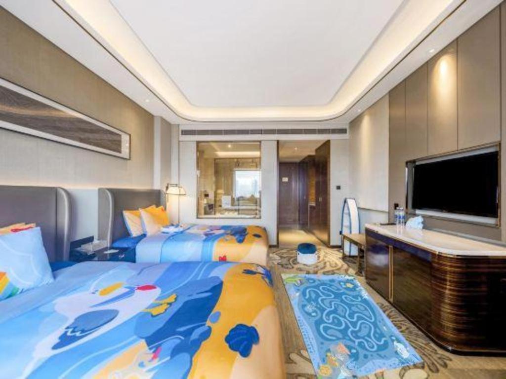 Wyndham Grand Plaza Royale Huayu Chongqing Hotel Exterior photo